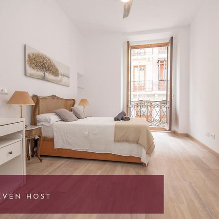 Exclusive Balcony Plaza Mayor Apartment Madrid Bagian luar foto