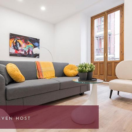 Exclusive Balcony Plaza Mayor Apartment Madrid Bagian luar foto