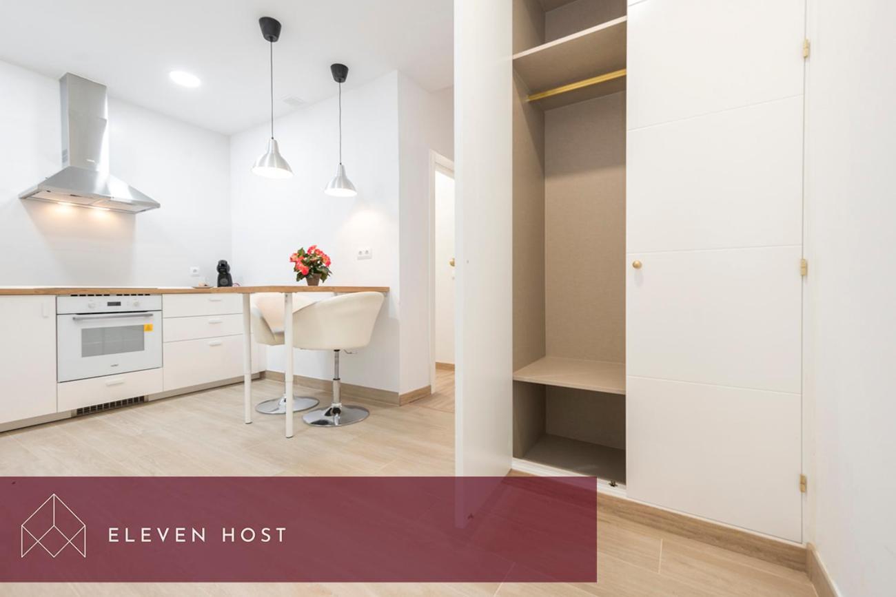 Exclusive Balcony Plaza Mayor Apartment Madrid Bagian luar foto