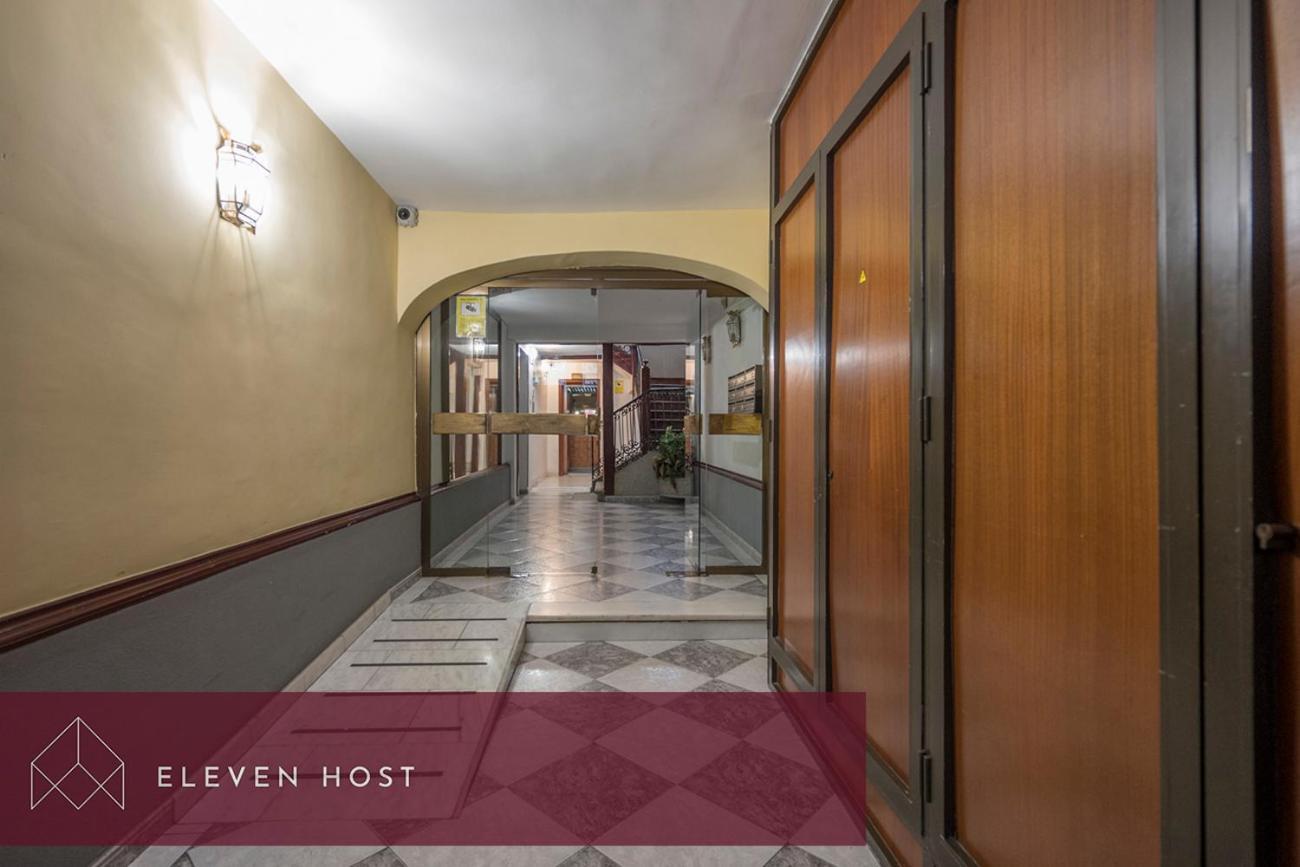 Exclusive Balcony Plaza Mayor Apartment Madrid Bagian luar foto