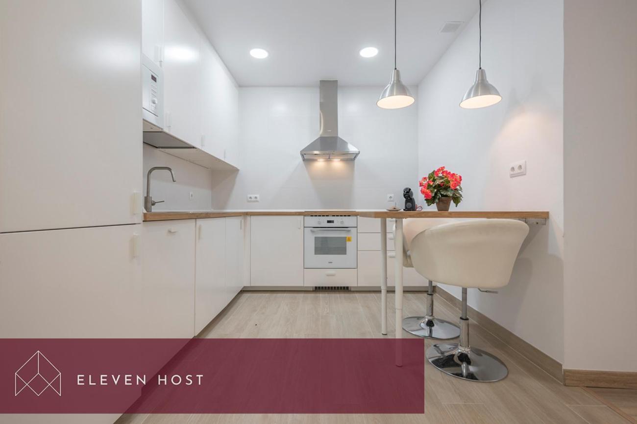 Exclusive Balcony Plaza Mayor Apartment Madrid Bagian luar foto