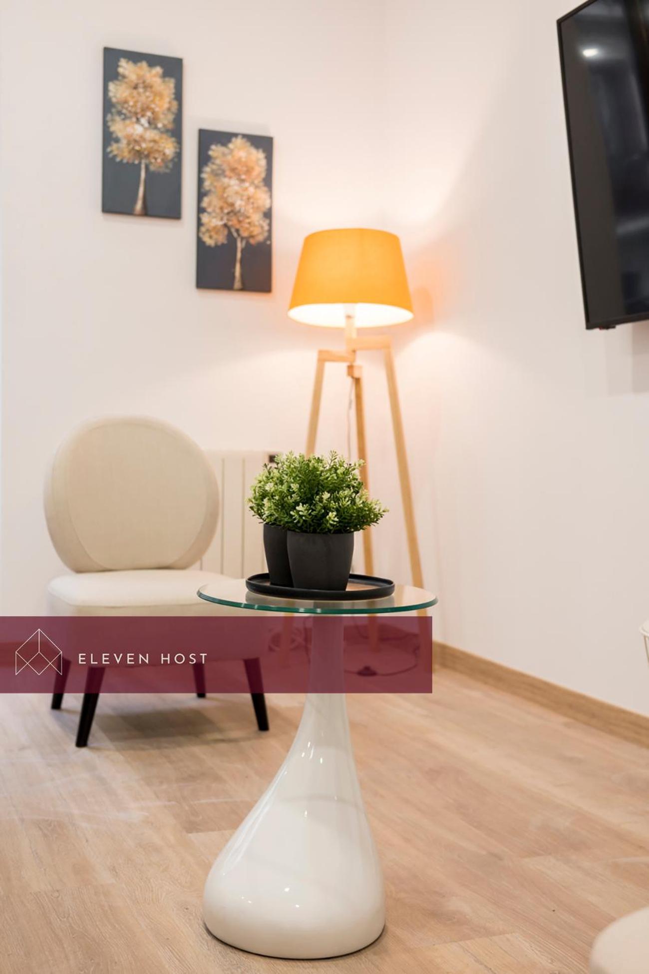 Exclusive Balcony Plaza Mayor Apartment Madrid Bagian luar foto