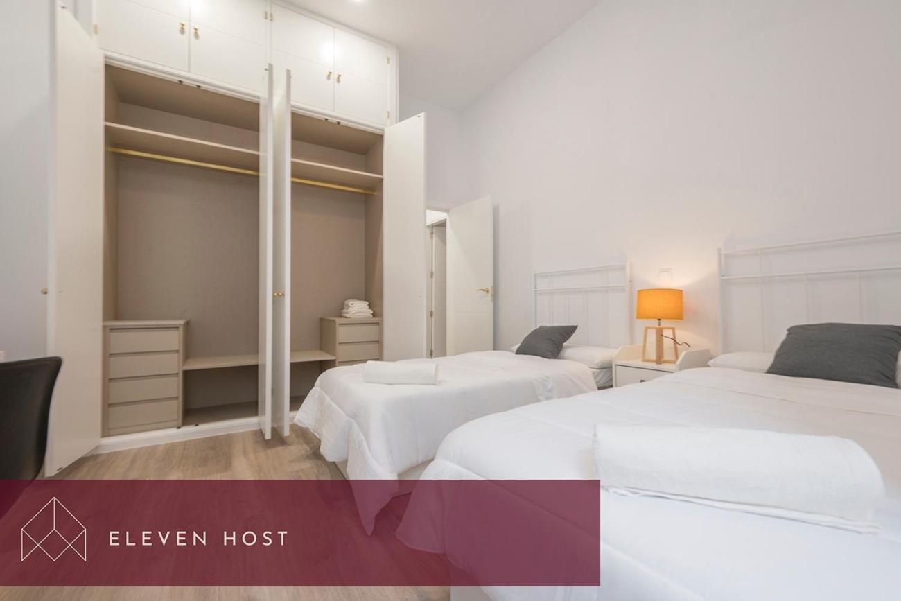 Exclusive Balcony Plaza Mayor Apartment Madrid Bagian luar foto