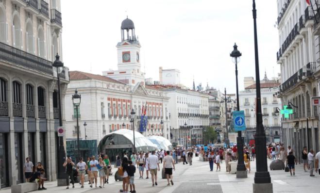 Exclusive Balcony Plaza Mayor Apartment Madrid Bagian luar foto